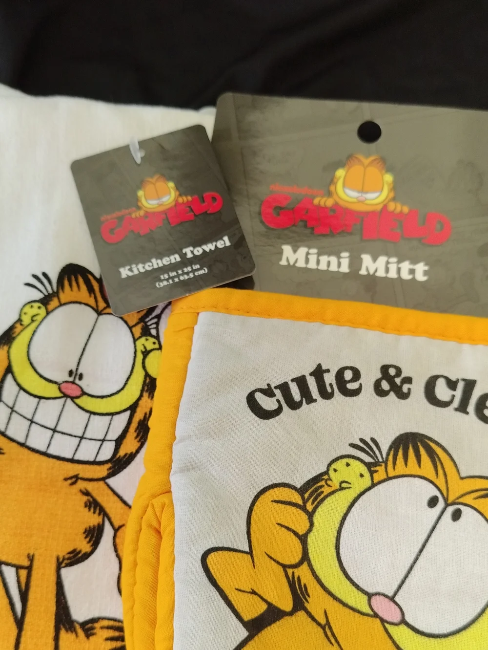 Garfield-themed Nickelodeon kitchen set